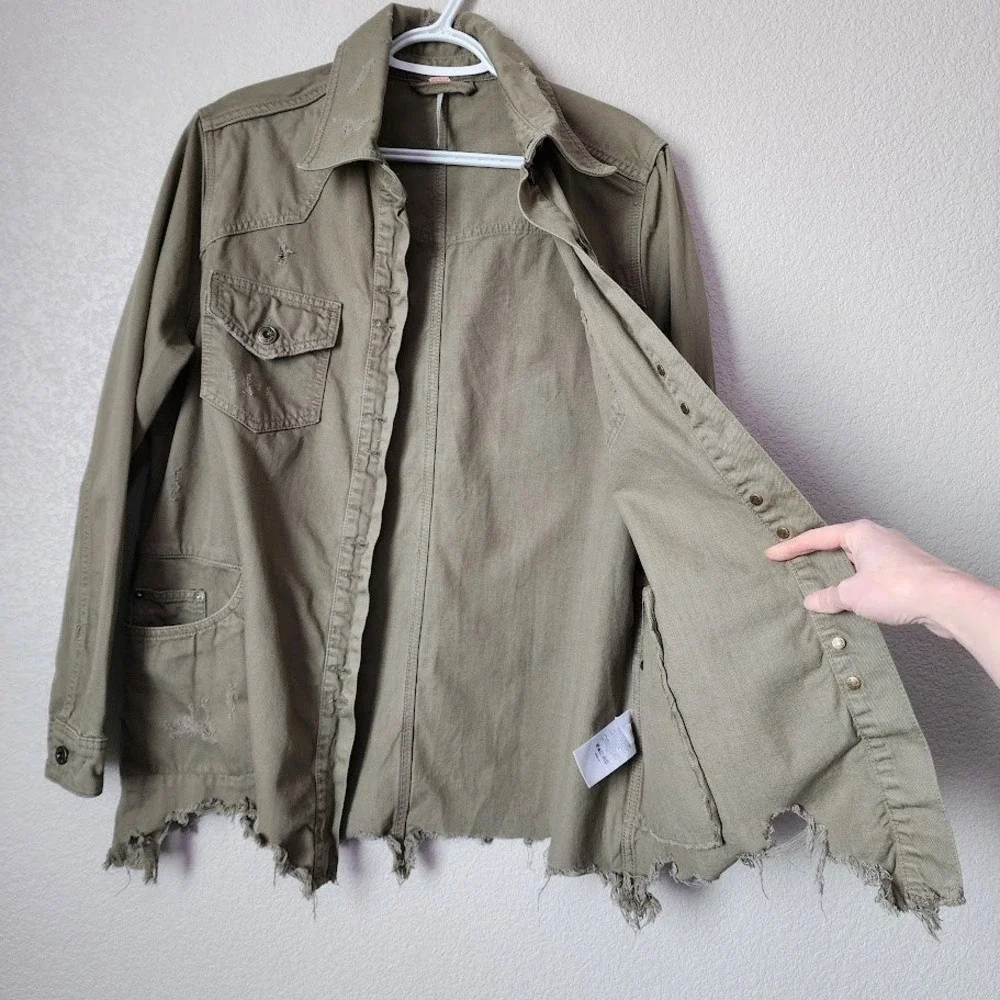 FREE PEOPLE Y2K Moonchild Distressed Utility Jacket Army Green grunge festival S - Picture 5 of 6